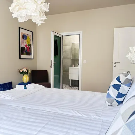 Shanti Urban Oasis Center Апартамент *