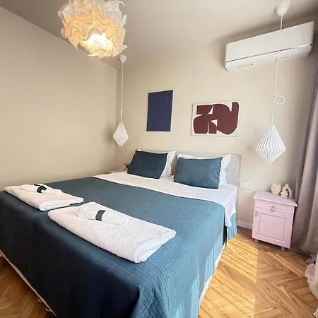 Shanti Urban Oasis Center Апартамент