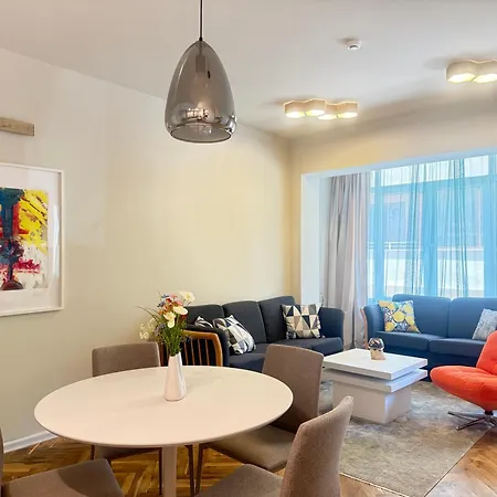 Апартамент Shanti Urban Oasis Center Варна